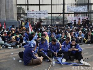Ratusan Pemuda dan Mahasiswa Aksi Serukan Persatuan