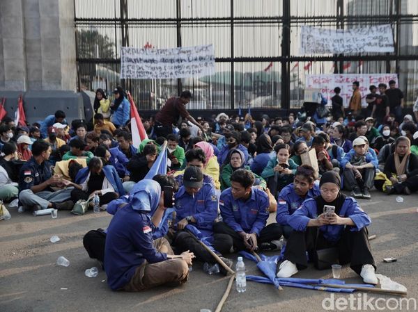 Ratusan Pemuda dan Mahasiswa Aksi Serukan Persatuan