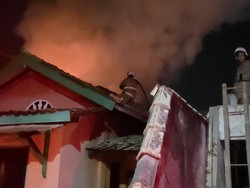 Pemilik Rumah Terbakar di Semarang Ogah Ditanyai Damkar, Diduga Gudang Miras