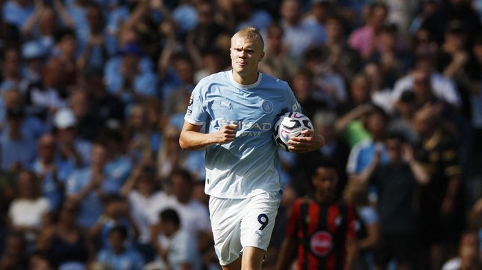Soccer Football - Premier League - Manchester City v AFC Bournemouth - Etihad Stadium, Manchester, Britain - August 23, 2026 Manchester City's Erling Haaland reacts after Marc Guehi scores their first goal Action Images via Reuters/Jason Cairnduff EDITORIAL USE ONLY. NO USE WITH UNAUTHORIZED AUDIO, VIDEO, DATA, FIXTURE LISTS, CLUB/LEAGUE LOGOS OR 'LIVE' SERVICES. ONLINE IN-MATCH USE LIMITED TO 120 IMAGES, NO VIDEO EMULATION. NO USE IN BETTING, GAMES OR SINGLE CLUB/LEAGUE/PLAYER PUBLICATIONS. PLEASE CONTACT YOUR ACCOUNT REPRESENTATIVE FOR FURTHER DETAILS..
