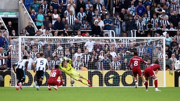 Newcastle Vs Liverpool Selesai 2-2: Gol Penalti Szoboszlai Selamatkan The Reds