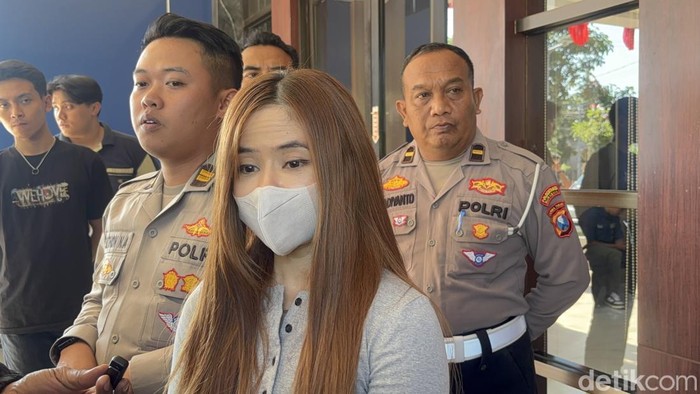 Tabrak Pekerja Hingga Tewas, Keluarga Korban Minta Pengemudi Outlander Mabuk di Surabaya Dihukum Berat
