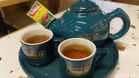 Tong Tji: Tea House Ini Punya Teh Poci hingga Mie Goreng Kampung Sedap