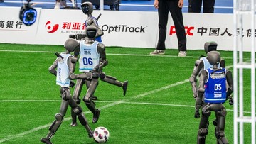 Siiiuuu! Robot Humanoid Tiru Selebrasi Gol Ronaldo