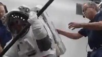 Video: Progres Baju Astronaut NASA Buat Misi ke Bulan 2028, Belum Jadi?