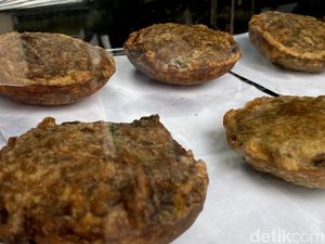 Gurihnya Bapiah Ayam Pak Berryh, Kuliner Legendaris di Sukamenak