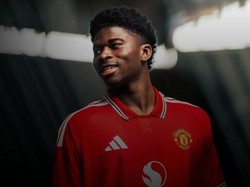 Carlos Baleba Merapat ke MU: Diincar Amorim, Direalisasikan Carrick