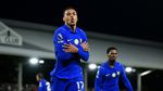 Aston Villa Turun Mesin