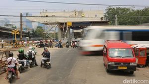Jalan Layang Latumeten Dikebut, Target Rampung Desember