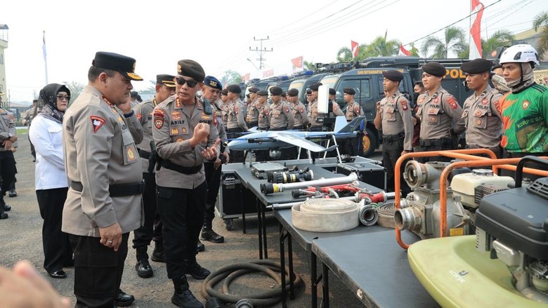 300 Personel Brimob Dikirim ke Kalbar, 8 Daerah Karhutla Jadi Prioritas