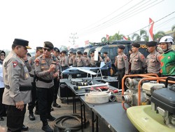 300 Personel Brimob Dikirim ke Kalbar, 8 Daerah Karhutla Jadi Prioritas