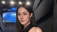 Most Pop: Pesona Lingling Kwong, Wanita Tercantik di Dunia 2026