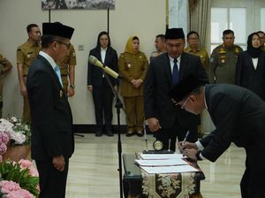 81 Pejabat Pemkot Palembang Dilantik, Walkot Minta Dishub Atasi Parkir Liar