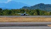 Pesawat Cassa TNI Tergelincir di Landasan Pacu 21 Bandara Sultan Hasanuddin