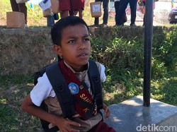 Cerita Bocah SD Nagekeo Selamat dari Maut Saat Gempa M 7,7