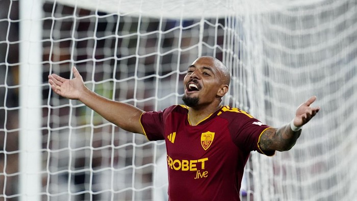 Donyell Malen langsung tancap gas di pekan pertama Serie A 2026/2027.