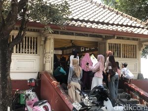 Suasana Masjid Gedhe Kauman Jelang Kondur Gangsa di Sekaten Jogja