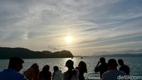 Hanya di Langkawi, Menikmati Sunset dari Cruise Sembari Melihat Elang Endemik