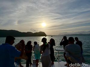 Hanya di Langkawi, Menikmati Sunset dari Cruise Sembari Melihat Elang Endemik