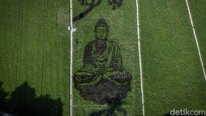 Uniknya Karya Pari Corek Bergambar Sang Buddha