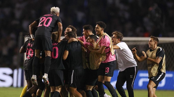 BAKU, AZERBAIJAN - AUGUST 25: Tellur Mutallimov of Sabah celebrates a goal with teammates during the UEFA Champions League 2026/27 Play-offs 2nd leg between Sabah and H. Beer-Sheva at Tofig Bahramov Stadium on August 25, 2026 in Baku, Azerbaijan. (Ph