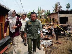 Al Haris Bantu Korban Kebakaran di Tanjabtim, Upayakan Rumah Baru