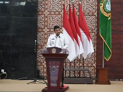 Gubsu Minta BUMD Hasilkan PAD Maksimal 2028: Kalau Tak Bisa, Kita Gabungkan