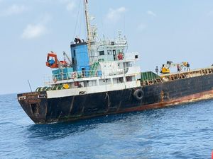 Tim Gabungan Ternyata Amankan 2 Kapal Diduga Angkut Narkotika di Perairan Kepri