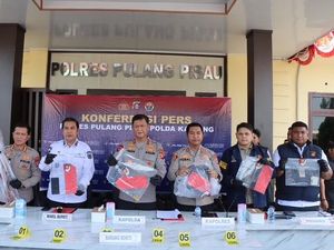 Kapolda Kalteng Bongkar Aksi Pembakaran 12 Titik, 2 Warga Ditangkap