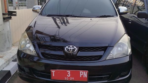Tampang Innova yang Dilelang Mulai Rp 20 Jutaan