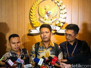 Menanti Kepastian Status, Guru Non-ASN Sampaikan Aspirasi ke DPR