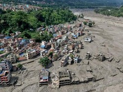 Banjir Bandang Dahsyat di Nepal Tewaskan 19 Orang, 384 Wisatawan Hilang