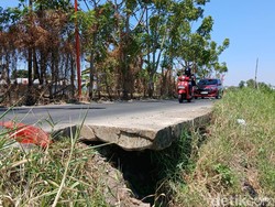 Awas! Patahan di Jalan Inspeksi Kanal Tamangapa Makassar Picu Kecelakaan
