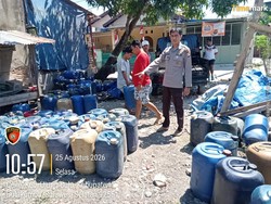 Penimbun Pertalite-Solar di Bulukumba Ditangkap, Pikap-107 Jeriken Disita