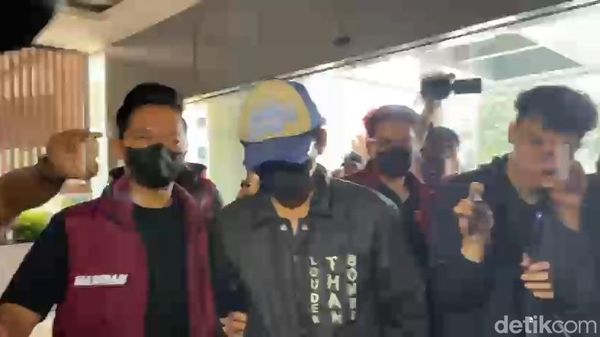 Perilaku Revaldo Selama Diinterogasi soal Narkoba Jadi Sorotan Polisi