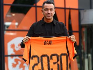 Jadi Pilihan Ketiga Latih Timnas Belanda, Xavi: Saya Tidak Peduli