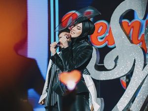 Gaya Syahrini Comeback Jadi Sorotan, Pakai Cincin Berlian Raksasa Rp 116 M