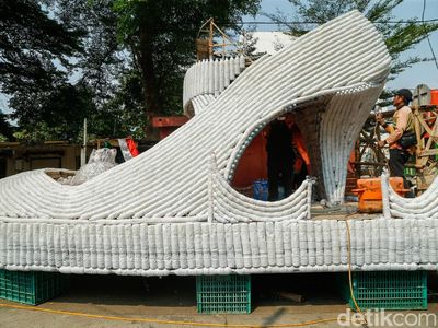 500 Botol Plastik Bekas Disulap Jadi Perahu untuk Festival Cilung 2026