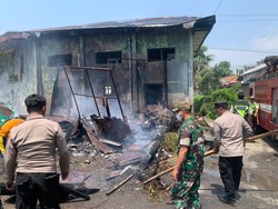 Gudang Dinas Pekerjaan Umum Pati Kebakaran