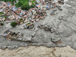 Update Korban Tewas Banjir Bandang Nepal: 469 Orang!