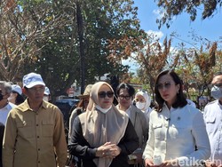 Warga Sade Curhat ke Menpar, Ingin Kembali ke 1970-an Tanpa Listrik