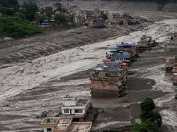 Video: 5 Warganya Hilang saat Banjir Nepal, Jepang Ambil Langkah Darurat