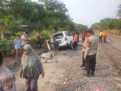 Panther Tertemper Kereta Api di Prabumulih, 4 Tewas dan 1 Kritis