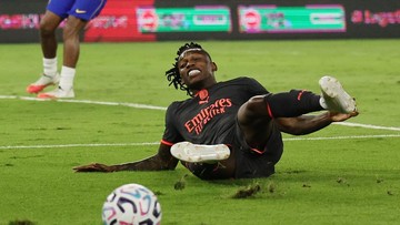 Aston Villa Mau Gaet Rafael Leao