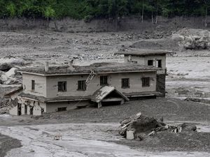 Bertambah Lagi, 633 Orang Tewas Akibat Banjir Bandang Nepal-Tibet