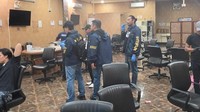Bareskrim Bongkar Judi Casino di Sukoharjo, Sita Rp 1 M dan Amankan 71 Orang