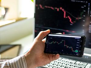 Simak Rekomendasi Saham saat IHSG Menguat