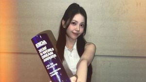Potret Carmen Hearts2Hearts Cetak Sejarah, Menang Piala Idol Terpopuler