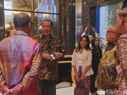 Chairul Tanjung Tiba di Trans Hotel Jakarta, Hadiri detikSumatera Awards 2026