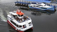 Kapal Wisata Ramaikan Perairan Danau Sentani